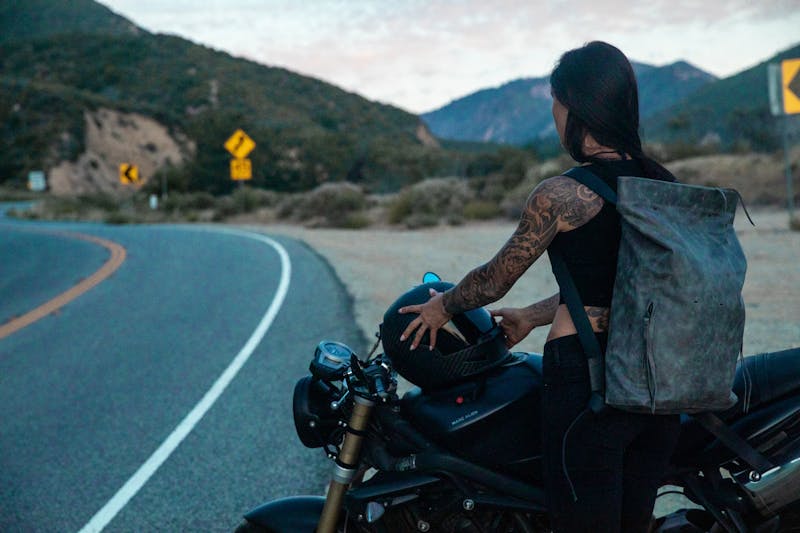 Forfait moto randonnée Corse traversée CORSICA linea
