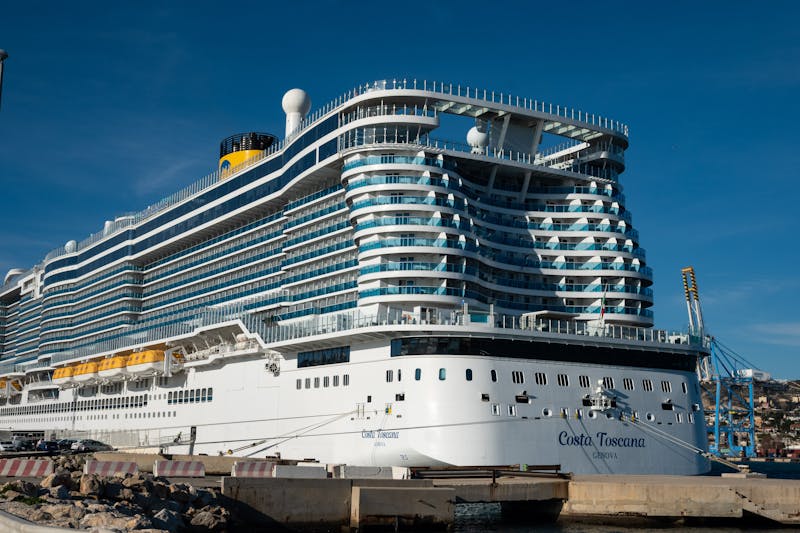 Équipe CORSICA linea à bord d'un ferry en Méditerranée